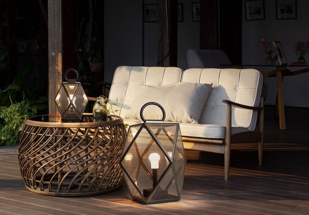 Exterior Furniture & Accessories 